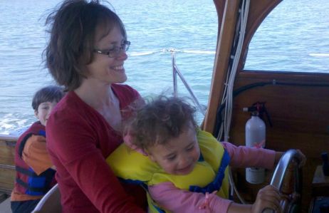 Eliisa gets a driving lesson.