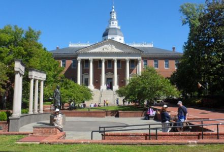 Maryland Statehouse, smack in the middle of downtown.  Statue is Thurgood Marshall, a truly great Marylander.