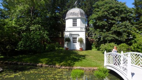 "Summer House" at Paca museum.  Equivalent of a pool house today, I guess.