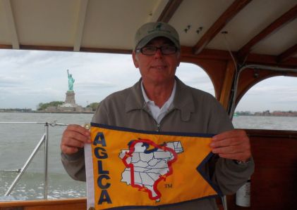 For one nanosecond, this guy was the happiest person in the world.